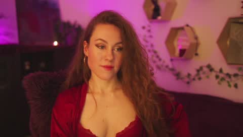 hahayessihaveone online show from 01/04/25, 07:44