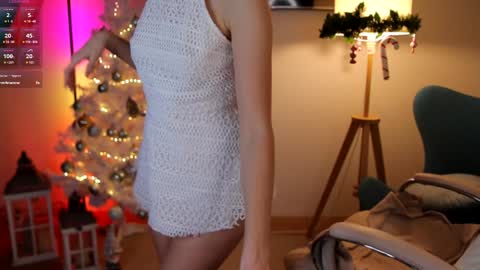 Snapshot of hailey__green chatting on 01/19/25, 04:54 Hailey Green online show from 01/19/25, 04:54
