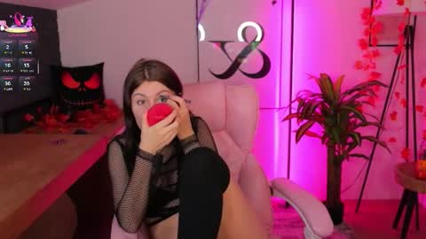 Hailey  Green online show from 10/27/25, 10:03