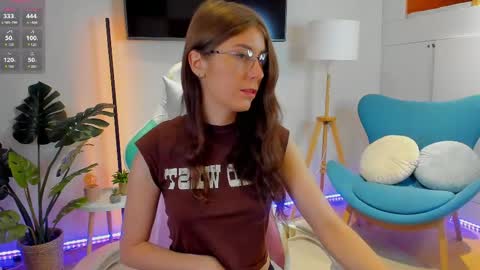 Hailey  Green online show from 04/25/26, 09:01