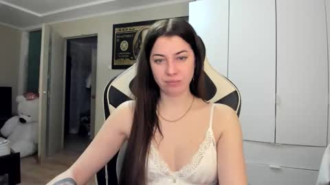 Sk     pe     Anya388109 online show from 12/19/25, 09:33