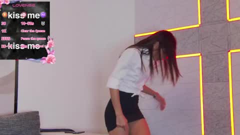 Snapshot of hailey_peach chatting on 05/03/26, 05:30 HaileyPeach online show from 05/03/26, 05:30
