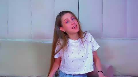 Hailey online show from 07/01/26, 06:40