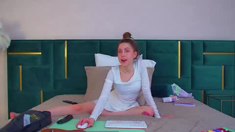 Hailey online show from 07/14/26, 10:32