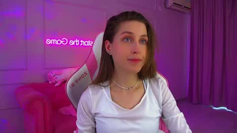 Hailey online show from 07/26/26, 06:21