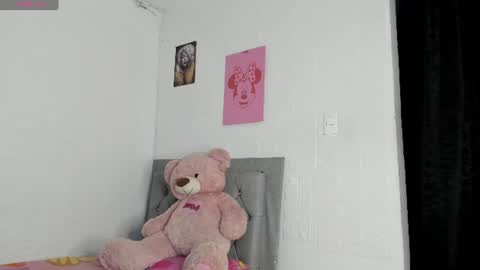 Snapshot of haileyduke chatting on 07/16/26, 01:00 Hailey online show from 07/16/26, 01:00