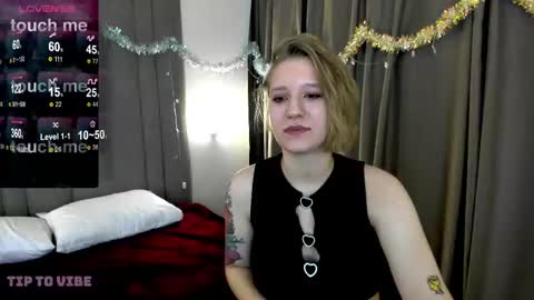Hailey online show from 12/31/24, 05:11