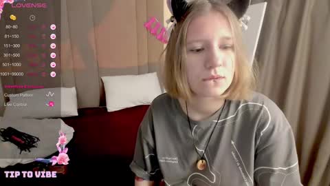 Hailey online show from 03/01/25, 03:10