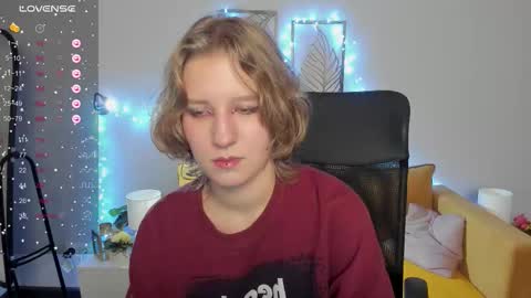 Hailey online show from 09/29/25, 08:41