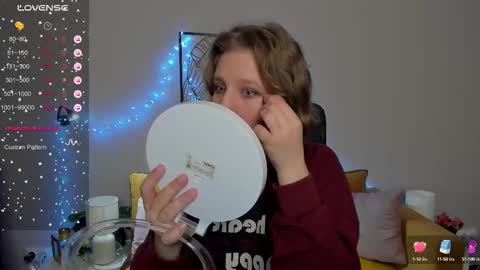 Hailey online show from 10/04/25, 08:56