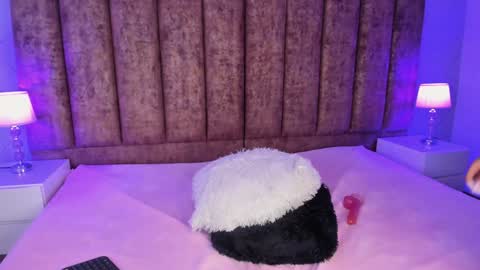 Haileymiler online show from 12/04/24, 07:17