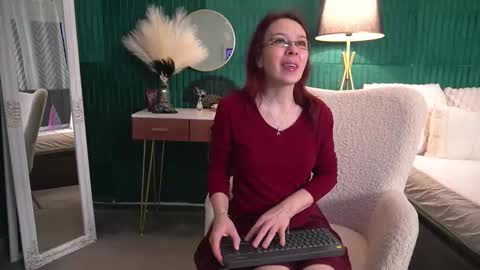 Hailey online show from 03/16/26, 04:18