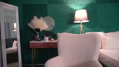 Hailey online show from 03/20/26, 04:39