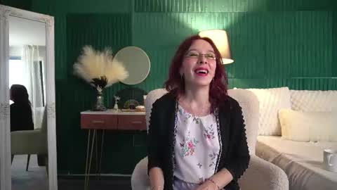 Snapshot of haileymoon85 chatting on 08/03/26, 03:16 Hailey online show from 08/03/26, 03:16
