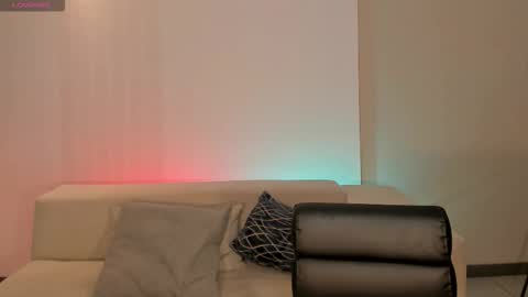 Hailey online show from 03/05/26, 11:39