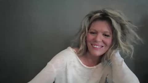 Hailey online show from 03/30/26, 06:09