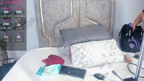 haileystonei online show from 10/02/25, 11:28