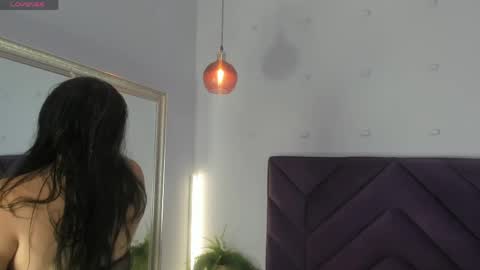 haileystonei online show from 06/08/26, 12:05
