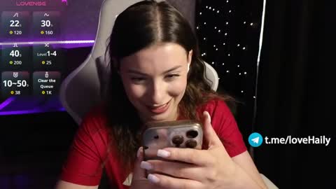 Snapshot of haily_heavenly chatting on 05/21/26, 12:01 HailyHeavenly online show from 05/21/26, 12:01
