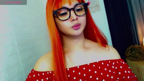 Snapshot of hailywilson chatting on 02/12/25, 07:23 haily online show from 02/12/25, 07:23