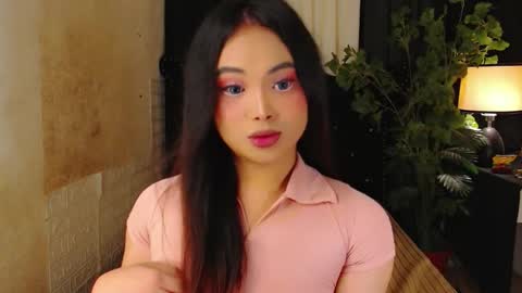 Snapshot of hailywilson chatting on 11/19/25, 01:38 haily online show from 11/19/25, 01:38