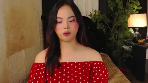 Snapshot of hailywilson chatting on 11/20/25, 02:12 haily online show from 11/20/25, 02:12