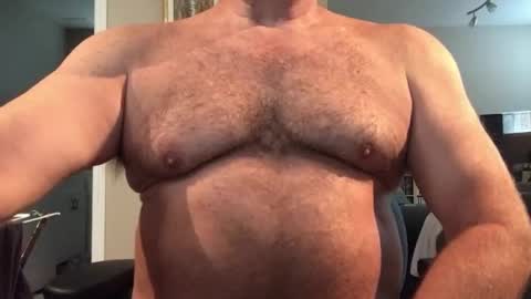Snapshot of hairbear5 chatting on 07/16/26, 01:39 Bruce online show from 07/16/26, 01:39