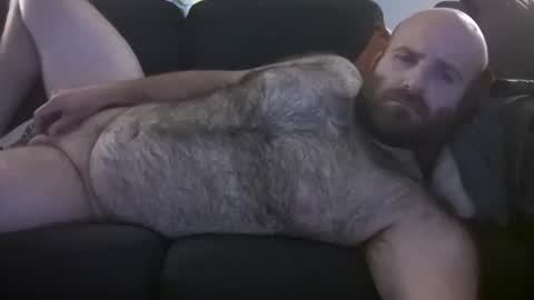 Snapshot of hairiestbear chatting on 07/10/26, 05:23 Hairiest Bear online show from 07/10/26, 05:23