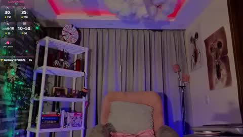 Snapshot of hairyandsexysalma chatting on 02/24/25, 08:38 SALMA  online show from 02/24/25, 08:38