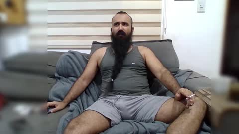 Snapshot of hairybeardedsmoker chatting on 02/26/26, 05:06 Hairy Beard Smoker online show from 02/26/26, 05:06