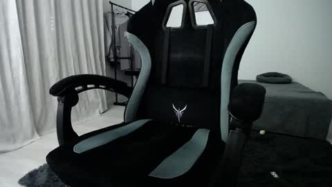 Adam online show from 01/01/25, 10:24