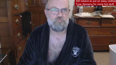 HairyDaddyBear69 online show from 04/20/26, 11:35