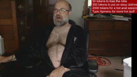 HairyDaddyBear69 online show from 05/26/26, 11:50