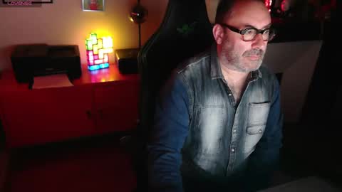 hairyfred73 online show from 03/02/25, 06:05