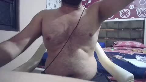 Snapshot of hairyguy1212 chatting on 10/24/25, 08:27 Hairyguy121 online show from 10/24/25, 08:27