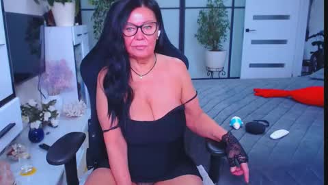 Snapshot of hairypussygranny chatting on 09/30/25, 09:58 Monika online show from 09/30/25, 09:58