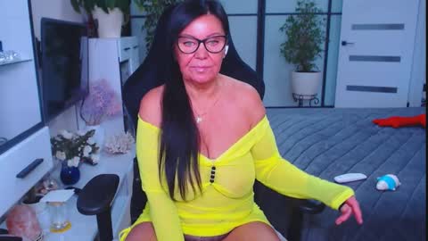 Snapshot of hairypussygranny chatting on 10/18/25, 09:10 Monika online show from 10/18/25, 09:10
