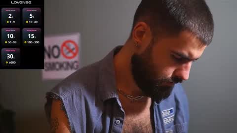 Snapshot of hairyrobxxx chatting on 10/09/25, 11:36 HairyRobXxX online show from 10/09/25, 11:36