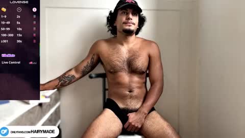 Snapshot of hairyshort chatting on 10/08/25, 02:14 hairy and short online show from 10/08/25, 02:14