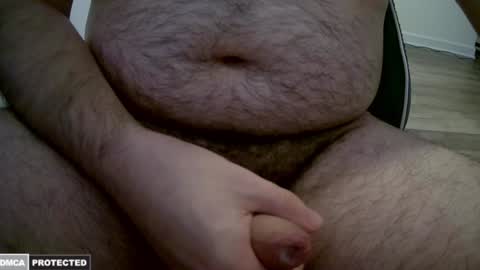 Snapshot of hairyuncut1705 chatting on 12/07/24, 12:52 hairyuncut1705 online show from 12/07/24, 12:52