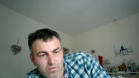Snapshot of hakfin666 chatting on 06/14/26, 04:25 hakfin666 online show from 06/14/26, 04:25