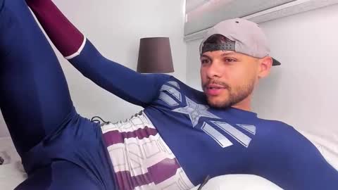 Independent       model  online show from 04/15/26, 08:31