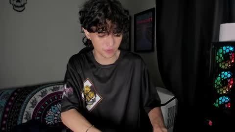 Snapshot of halan_jr chatting on 06/08/26, 06:03 halan online show from 06/08/26, 06:03