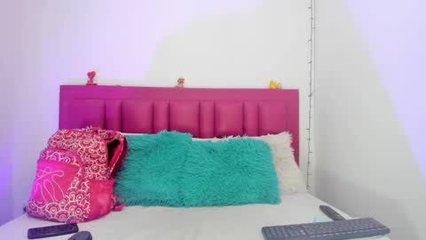 Mely online show from 01/09/25, 02:01