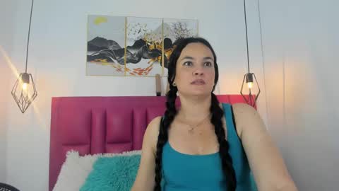 Mely online show from 03/04/25, 11:54