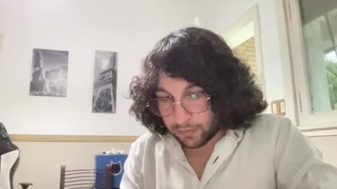 halfblood18 online show from 10/16/25, 09:38