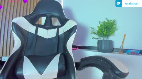 Anahis online show from 02/01/25, 10:13