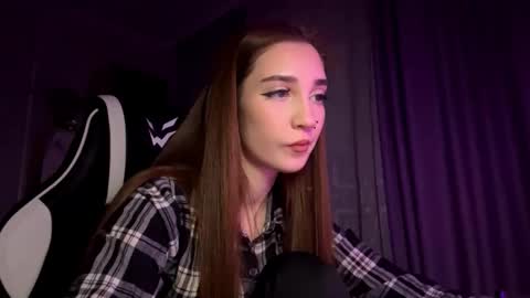 Holly online show from 12/03/25, 07:34