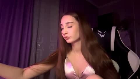 Holly online show from 12/14/25, 09:08