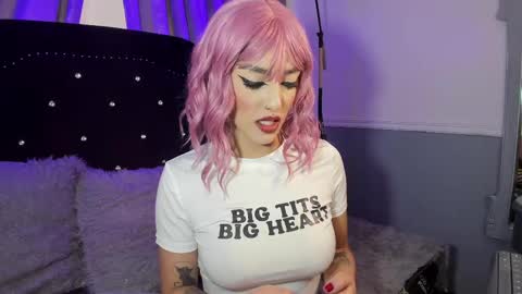 Snapshot of hallsred_rh chatting on 09/10/25, 10:10 Halls Red online show from 09/10/25, 10:10